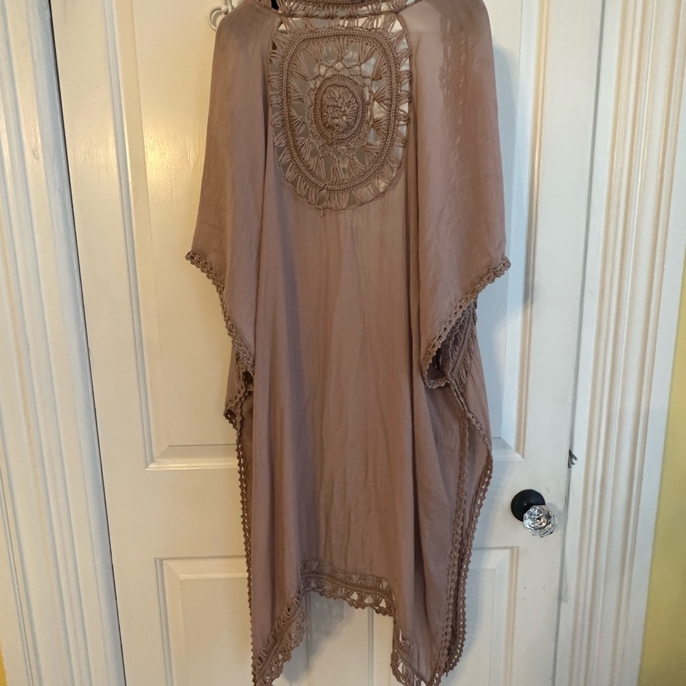 Altar'd State | Crochet Trim Midi Kimono | Mocha - Picture 8 of 8